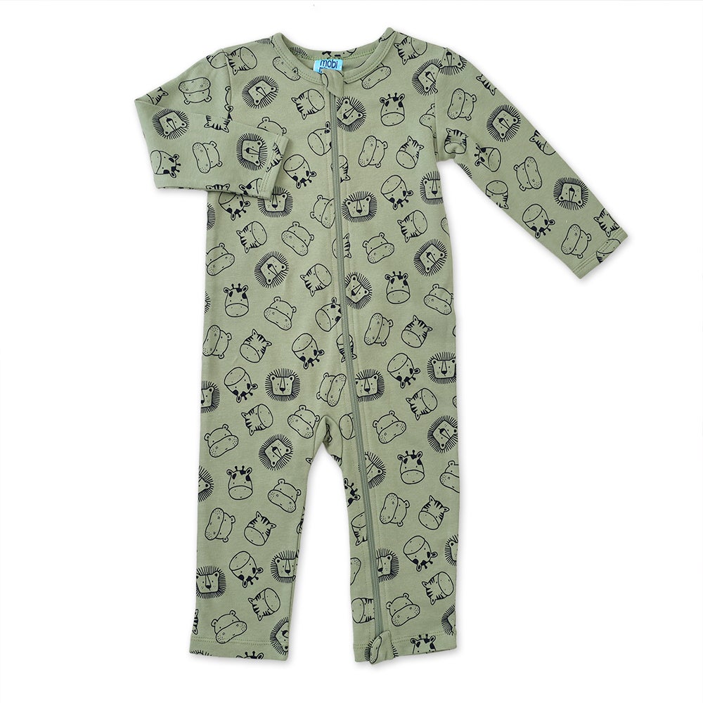 Baby grows no store feet