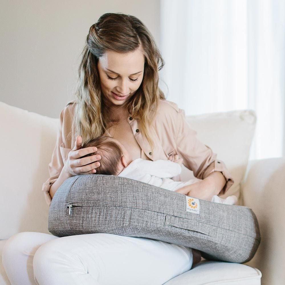 Ergobaby nursing on sale pillow nz